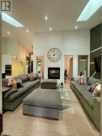 13 Timberrun Court Hamilton ON L0P 1B0