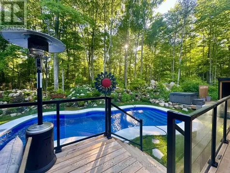 13 Timberrun Court Hamilton ON L0P 1B0
