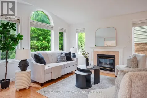 444 Lausanne Crescent Waterloo ON N2T 2X4