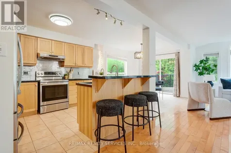 444 Lausanne Crescent Waterloo ON N2T 2X4