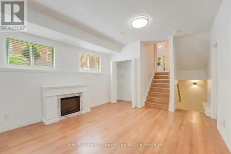 444 Lausanne Crescent Waterloo ON N2T 2X4