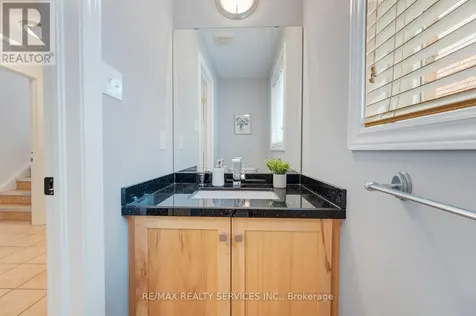 444 Lausanne Crescent Waterloo ON N2T 2X4