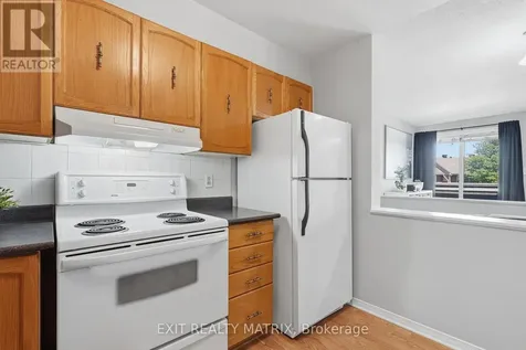 495 Canteval Terrace Ottawa ON K4A 2E1