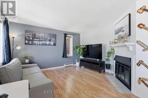 495 Canteval Terrace Ottawa ON K4A 2E1