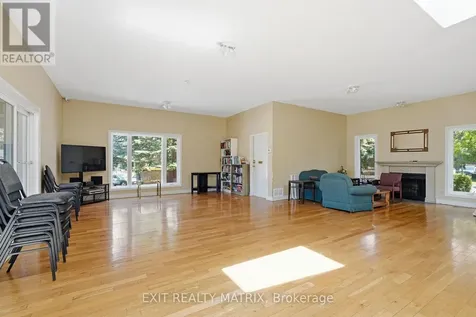 495 Canteval Terrace Ottawa ON K4A 2E1
