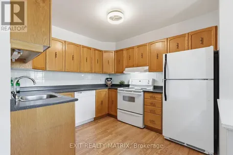 495 Canteval Terrace Ottawa ON K4A 2E1