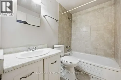 42 Hampton Avenue Sarnia ON N7S 4Z2