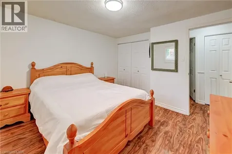 3 Parkland Crescent Kitchener ON N2N 1R5