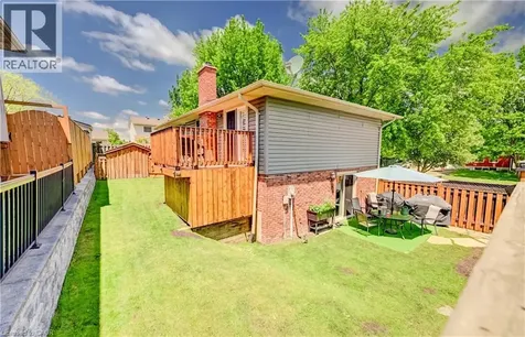 3 Parkland Crescent Kitchener ON N2N 1R5