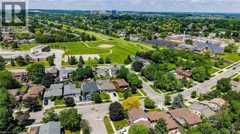3 Parkland Crescent Kitchener ON N2N 1R5