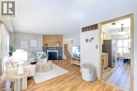 1302 Northmount Street Oshawa ON L1G 7M8