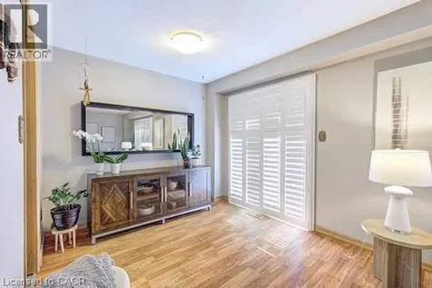 1302 Northmount Street Oshawa ON L1G 7M8