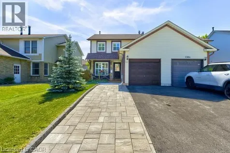 1302 Northmount Street Oshawa ON L1G 7M8