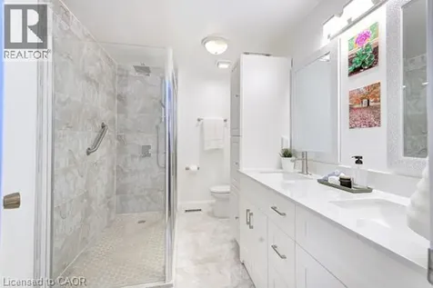 1302 Northmount Street Oshawa ON L1G 7M8
