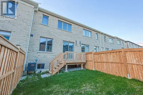 43 Seedling Crescent Markham ON L4A 4V5