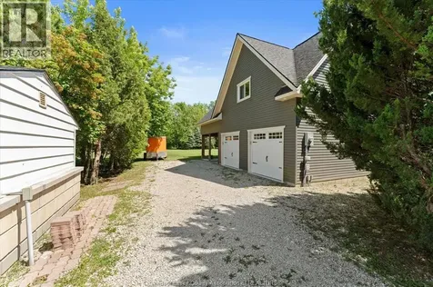 1109 Front Pt2 Road North Amherstburg ON N9V 2Y8