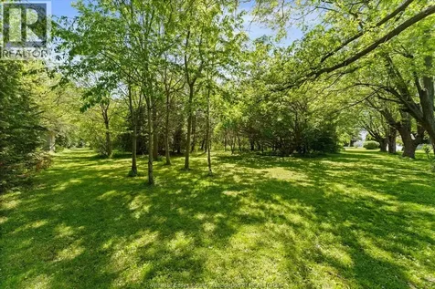 1109 Front Pt2 Road North Amherstburg ON N9V 2Y8