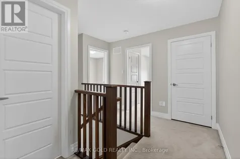 221 Histand Trail Kitchener ON N2R 0S3