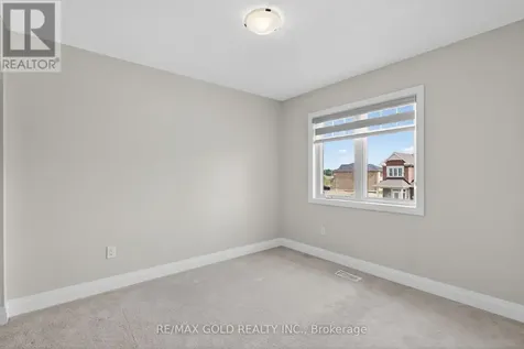 221 Histand Trail Kitchener ON N2R 0S3