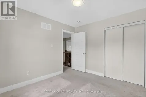 221 Histand Trail Kitchener ON N2R 0S3