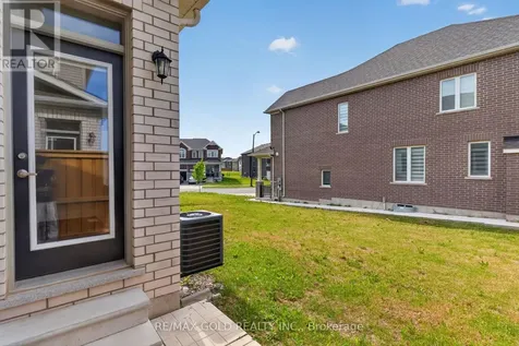 221 Histand Trail Kitchener ON N2R 0S3