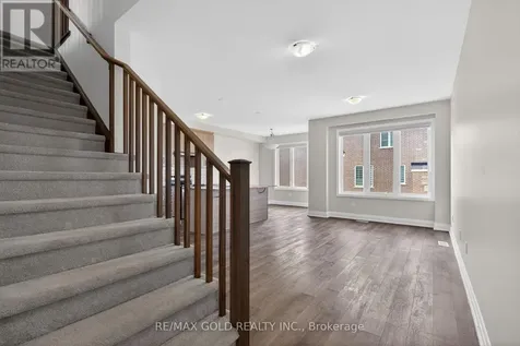 221 Histand Trail Kitchener ON N2R 0S3