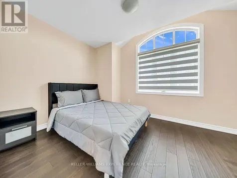 136 Rosie Street Blue Mountains ON N0H 1J0