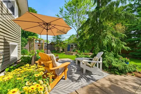 2030 Featherston Drive Ottawa ON K1H 6P9