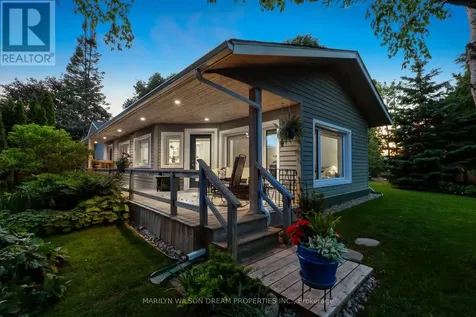 2030 Featherston Drive Ottawa ON K1H 6P9