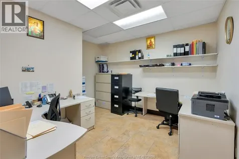 635 Erie Street East Windsor ON N9A 3Y1