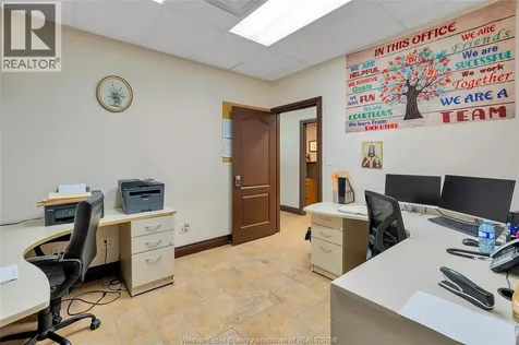 635 Erie Street East Windsor ON N9A 3Y1