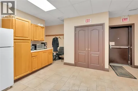 635 Erie Street East Windsor ON N9A 3Y1