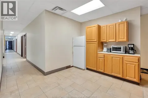 635 Erie Street East Windsor ON N9A 3Y1