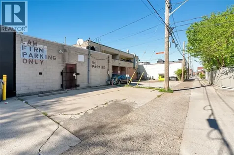 635 Erie Street East Windsor ON N9A 3Y1