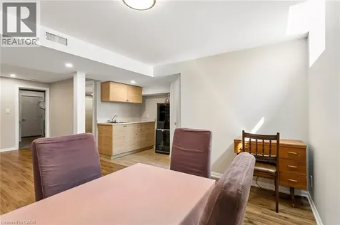 10 Klemscott Road Brampton ON L7A 0P5