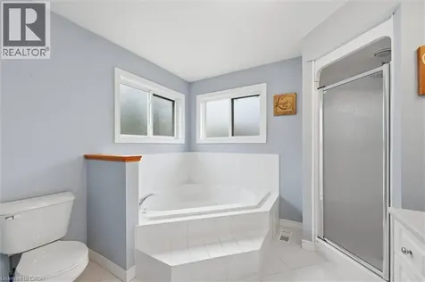 111 Gracehill Crescent Freelton ON L8B 1A5