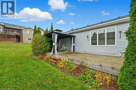 111 Gracehill Crescent Freelton ON L8B 1A5