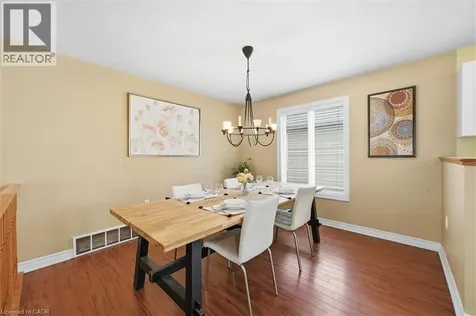 111 Gracehill Crescent Freelton ON L8B 1A5