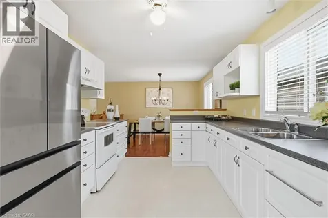 111 Gracehill Crescent Freelton ON L8B 1A5