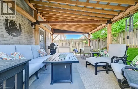 699 Commonwealth Crescent Kitchener ON N2E 4J8