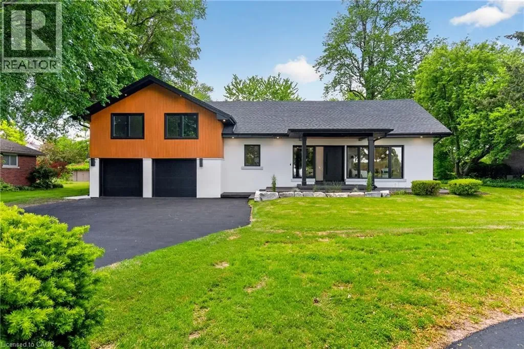 274 Mountain Brow Boulevard Hamilton ON L8T 1A6