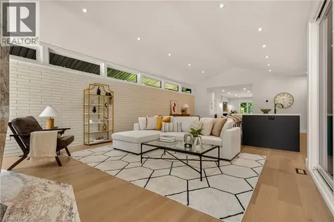 274 Mountain Brow Boulevard Hamilton ON L8T 1A6