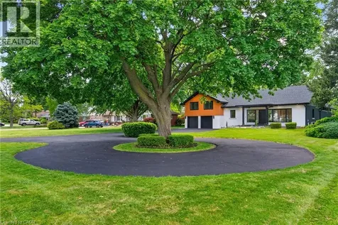 274 Mountain Brow Boulevard Hamilton ON L8T 1A6