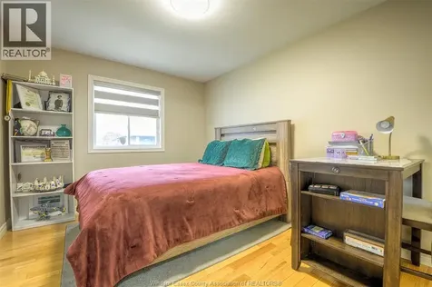 160 Branton Crescent Tecumseh ON N9K 1E6