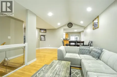160 Branton Crescent Tecumseh ON N9K 1E6