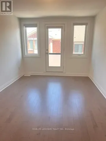 7 Wisla Avenue Markham ON L6C 3M1