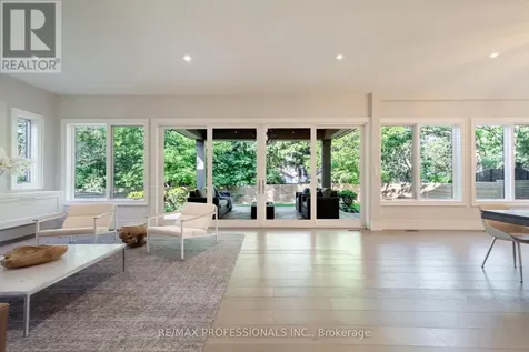18 Florence Drive Oakville (co Central) ON L6K 1V6