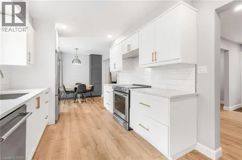 37 Rose Court Paris ON N3L 3T9