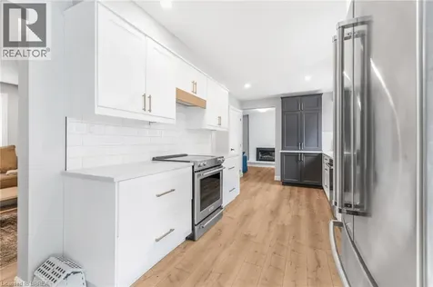 37 Rose Court Paris ON N3L 3T9