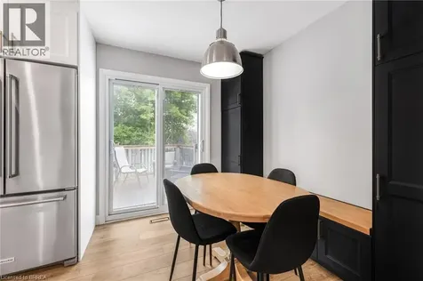37 Rose Court Paris ON N3L 3T9